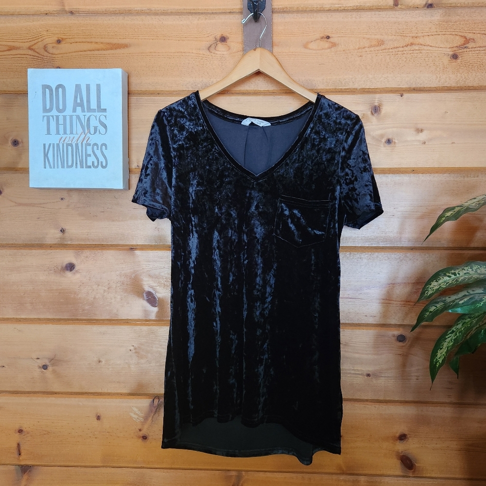 Velvet Legging Tee Black‎ Pull Over V Neck Short Sleeve High Low Hem Pocket Sz S
